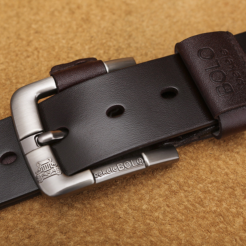 Man's leather belt of retro style